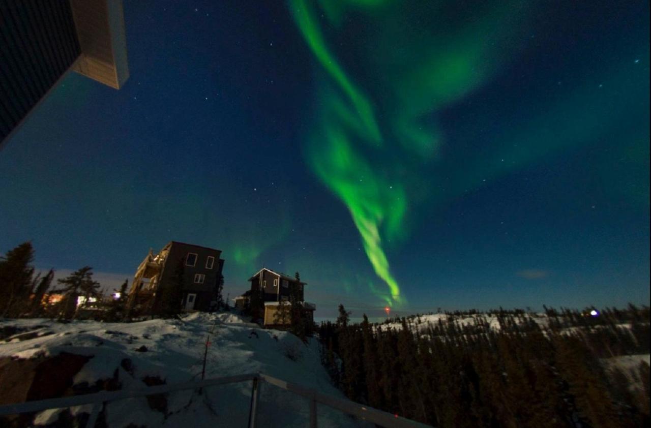 Aurora Deluxe Guest House Yellowknife Extérieur photo